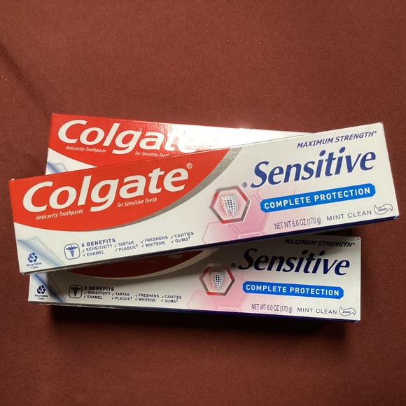 Colgate Sensitive Maximum Strength Complete Protection Mint Clean Toothpaste - Picture 2 of 5